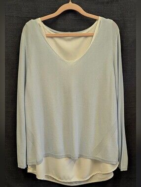 Penmans Plus Women's V-Neck Layered Sweater Gray & Cream XL Like New